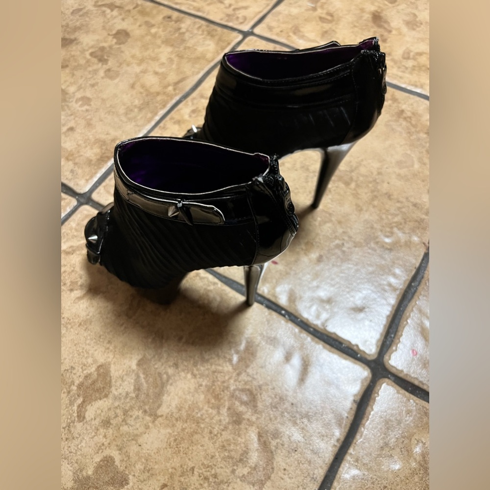 Black platform heels 👠 - Picture 5 of 12